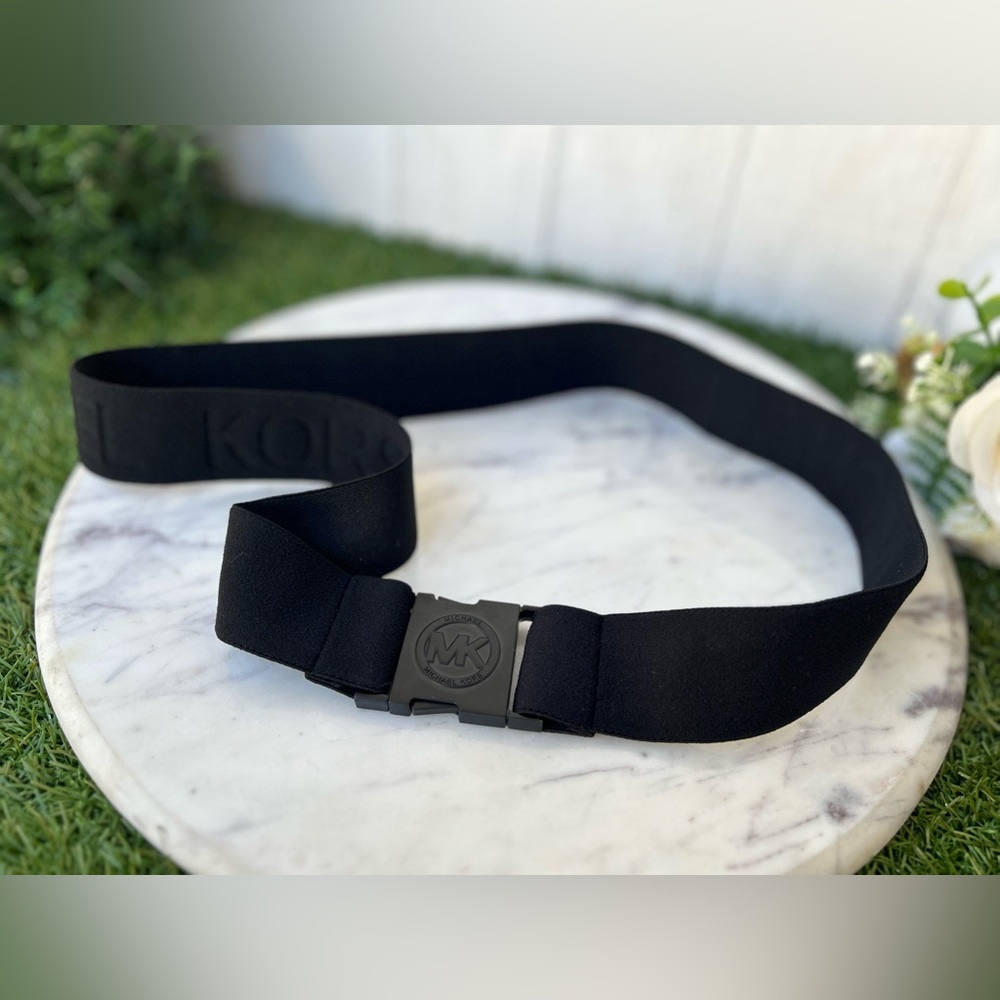 Michael Kors women black elastic belt featuring a black-on-black logo print /new